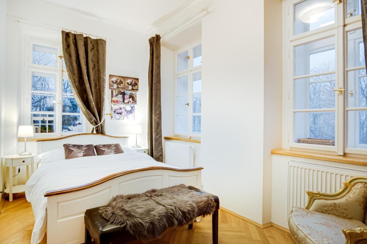 Lovecký zámeček pod Milešovkou Teplice Exterior foto